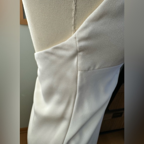 Laundry by Shelli Segal cream formal dress 👗 - Picture 5 of 17